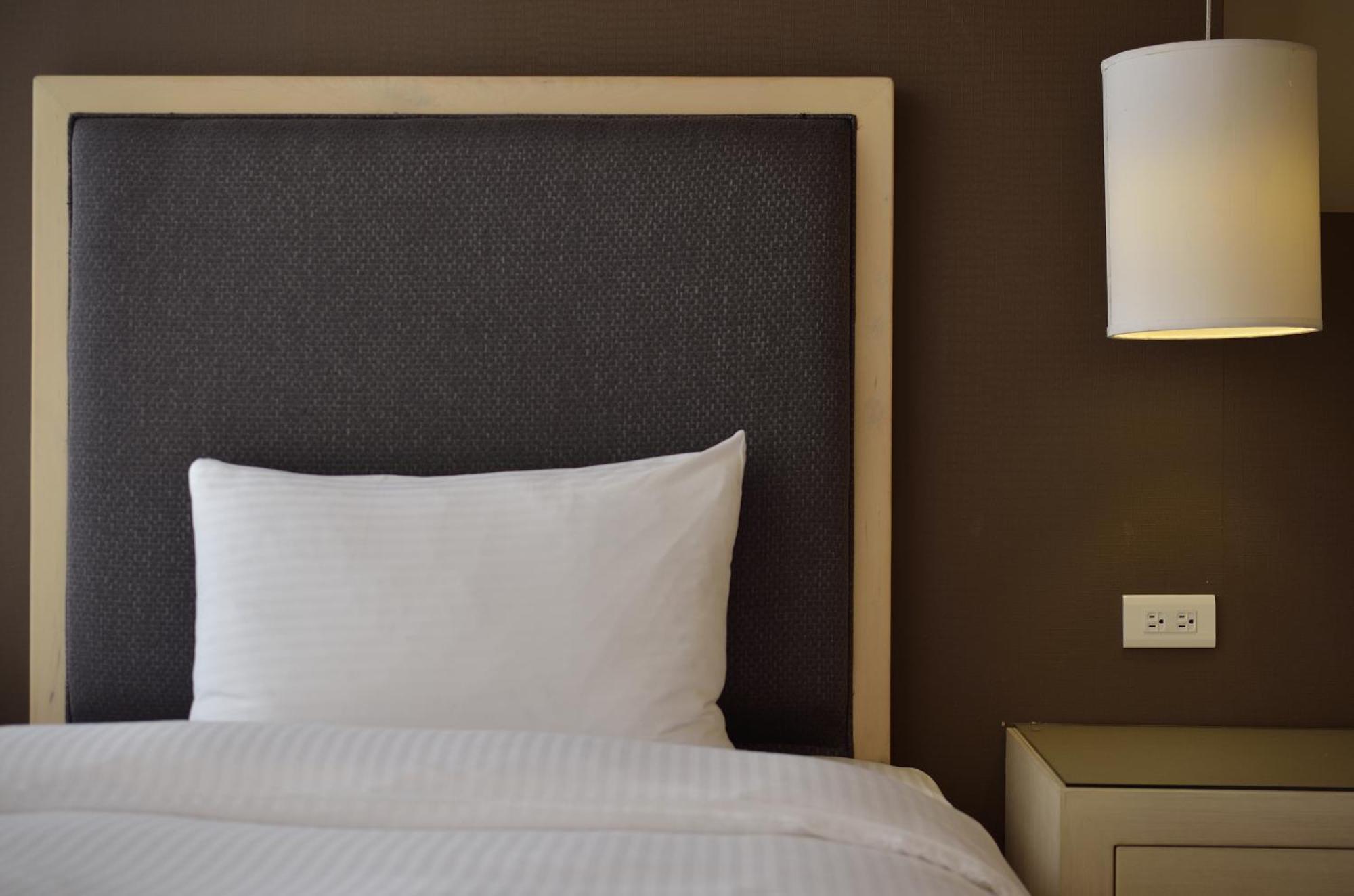 Hotel Modern Puli Room photo
